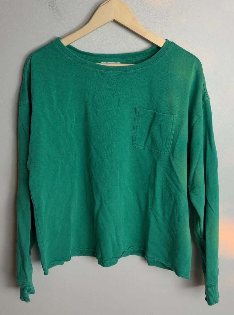 Universal Thread Green Loungewear Set Size Large Long Sleeve Top Shorts Women’s
